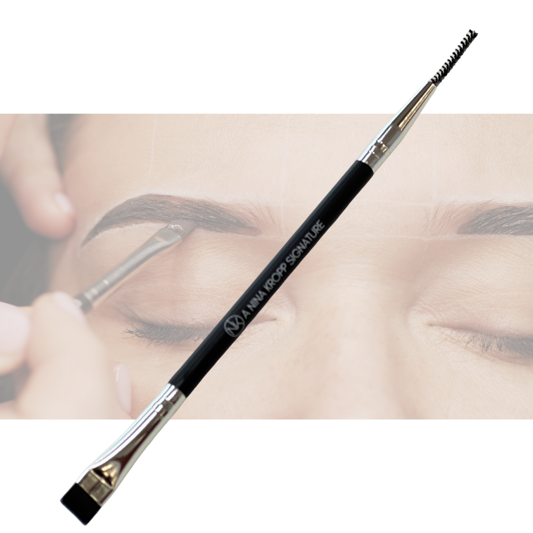 Nina Kropp's Straight Liner Brow Brush
